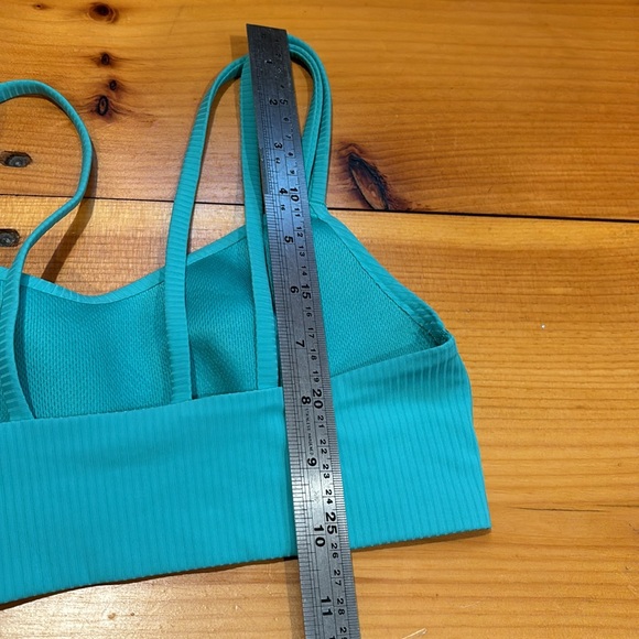 LULULEMON Green Like A Cloud Ribbed Bra Light Support Molded Foam Cups - Picture 9 of 10